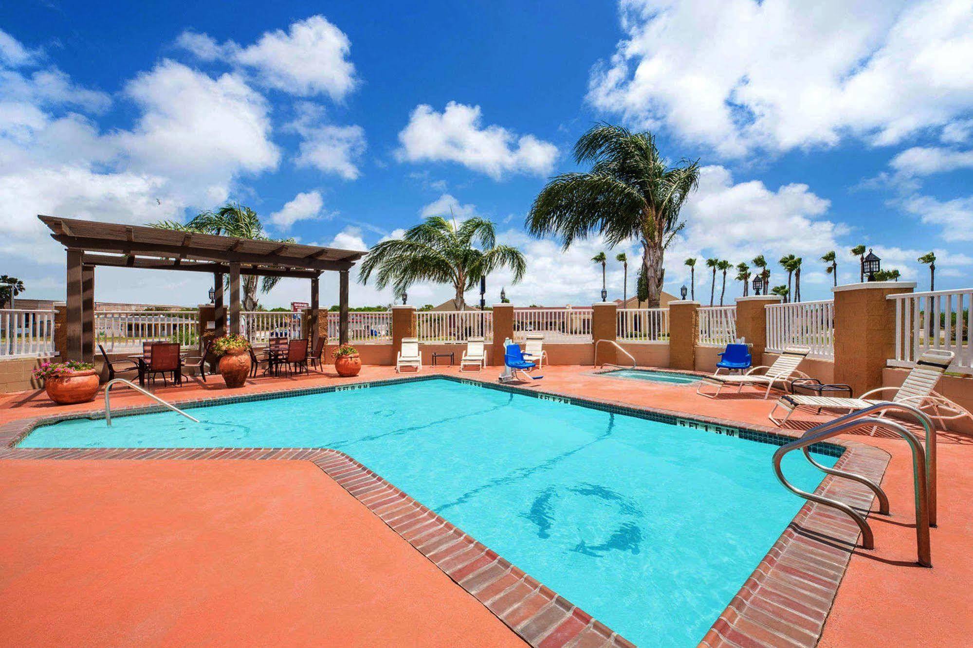 Microtel Inn & Suites By Wyndham Corpus Christi/Aransas Pass Dış mekan fotoğraf