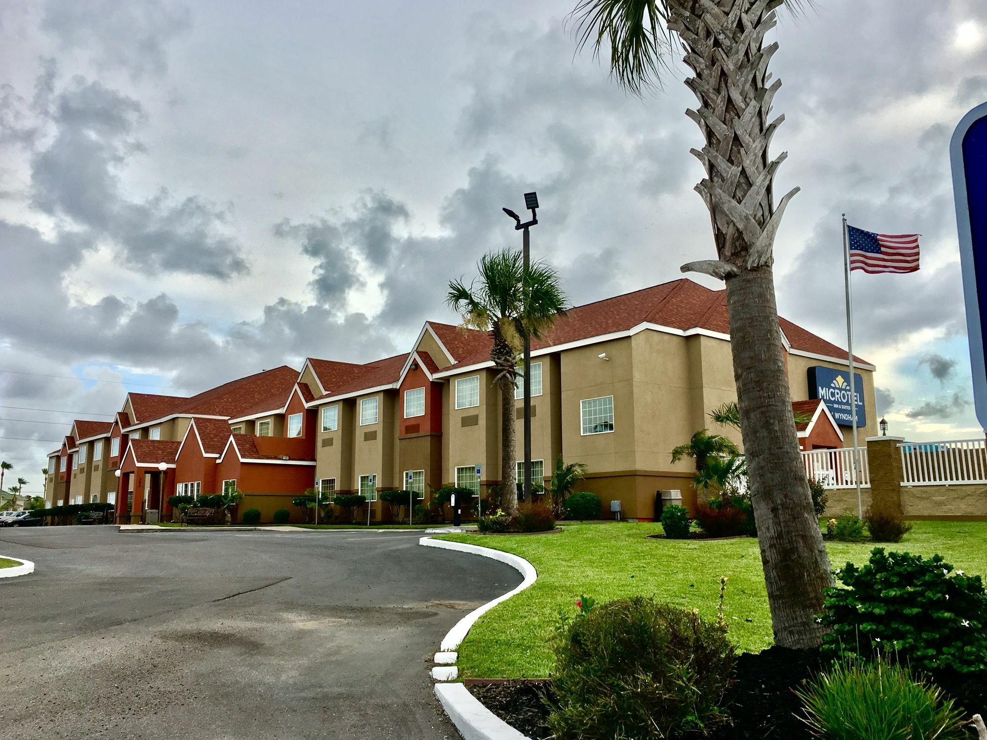 Microtel Inn & Suites By Wyndham Corpus Christi/Aransas Pass Dış mekan fotoğraf